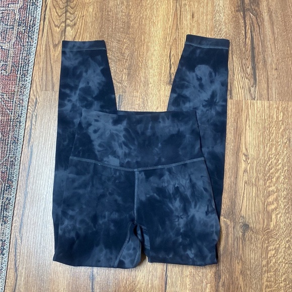 Lululemon Align Leggings - Picture 4 of 6